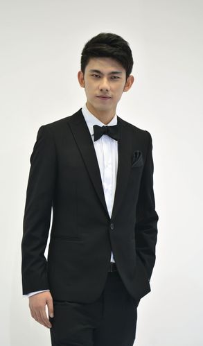 邹琼华 包装与印刷设计负责人